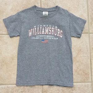 Colonial Williamsburg Virginia Souvenir Tee Shirt